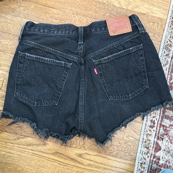 Levi’s 501 premium black denim shorts - Picture 4 of 8